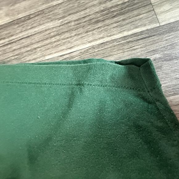 Green Graphic Flower Tee Shirt Wildflower Print 100% Cotton Single Stitch - Picture 5 of 7